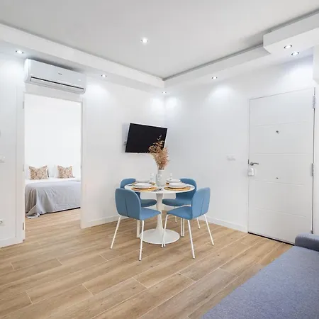 Florit Flats - The Port Avenue *