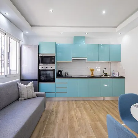 Florit Flats - The Port Avenue Apartment *
